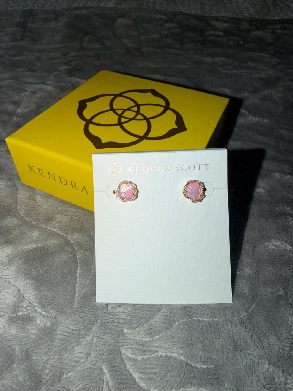 Kendra Scott Pink Gold-Trim Shell Stud Earrings
